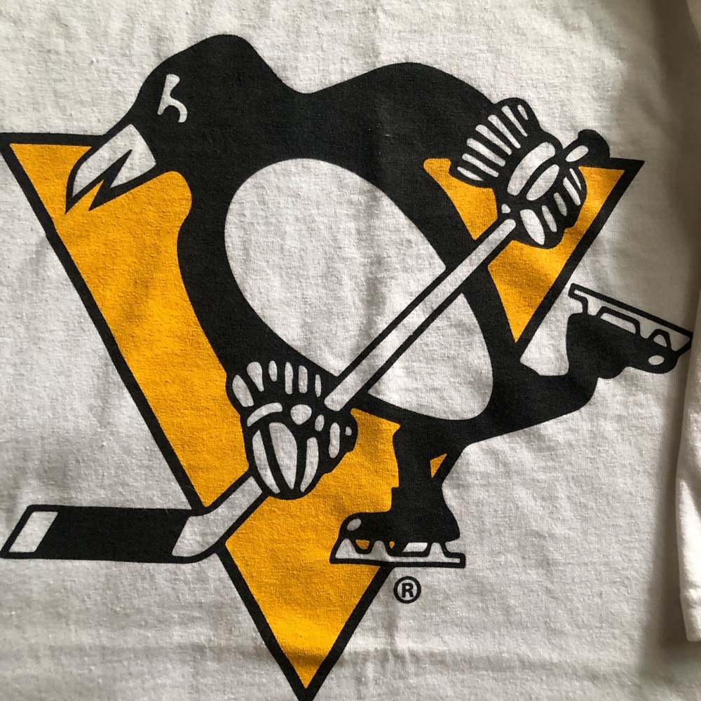 PITTSBURGH PENGUINS TEE